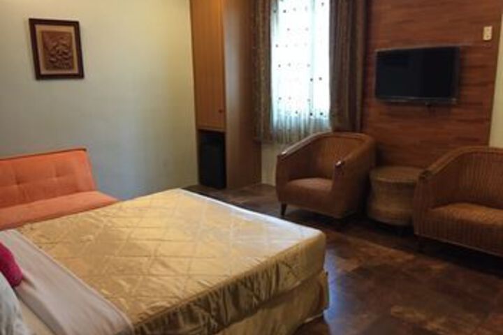 Room 22 of 27