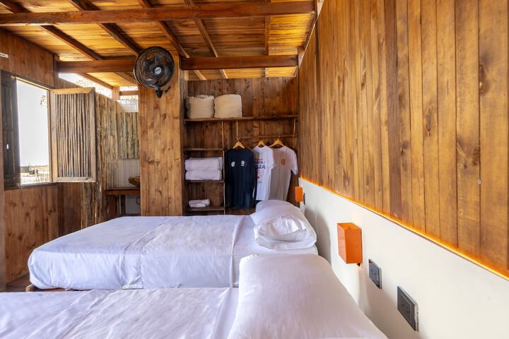 Room 7 of 29