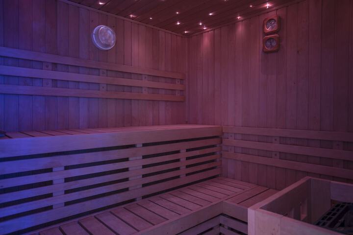 Spa 36 of 52