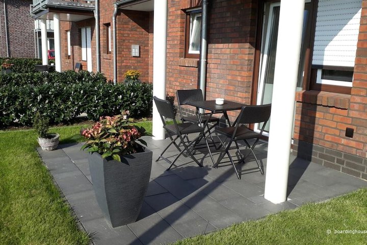 Terrace/Patio 3 of 13