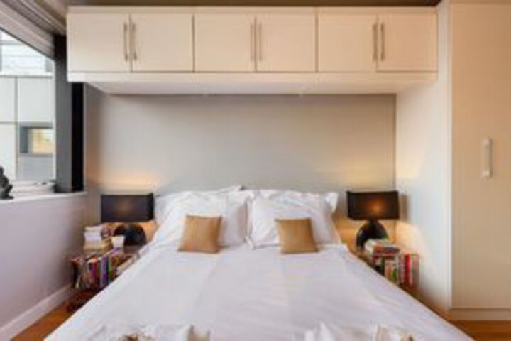 Room 6 of 22