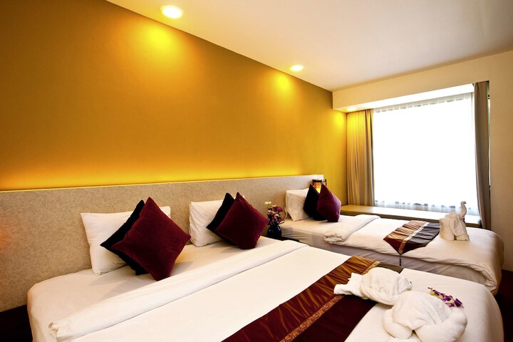 Room 18 of 112