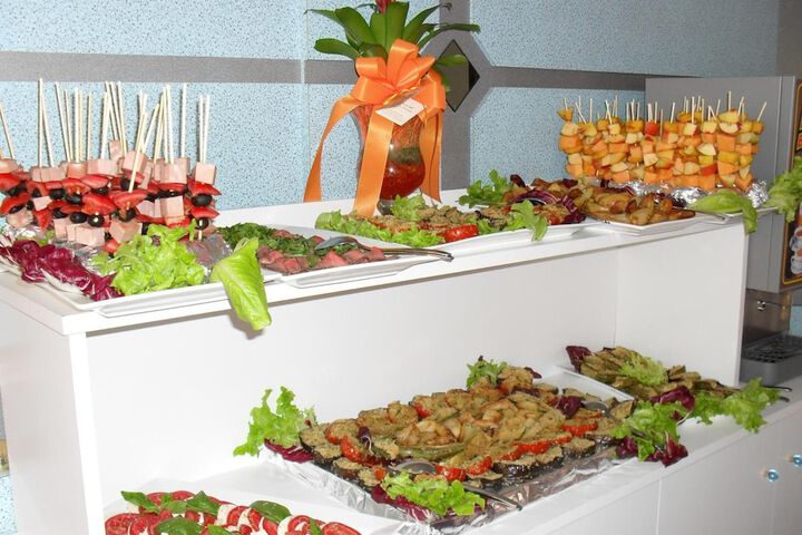 Dining 44 of 66