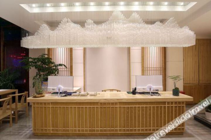 Hotel Interior 26 of 38