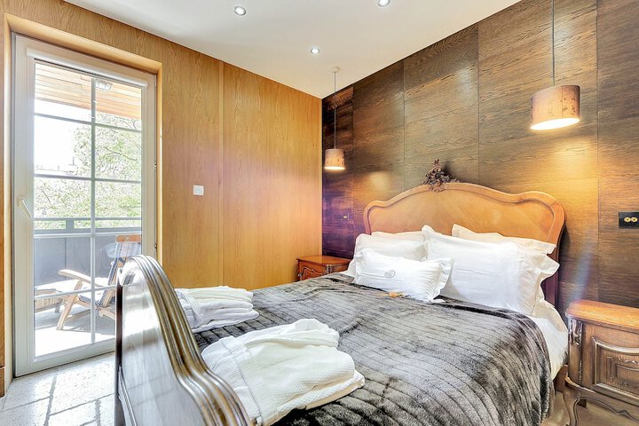 Room 9 of 55