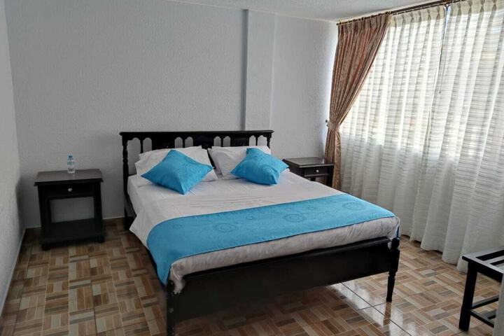 Room 4 of 32