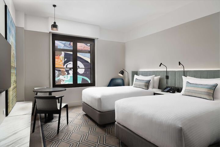 Room 13 of 60