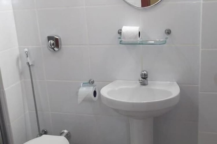 Clean Restrooms