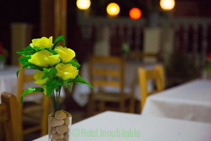 Dining 47 of 78
