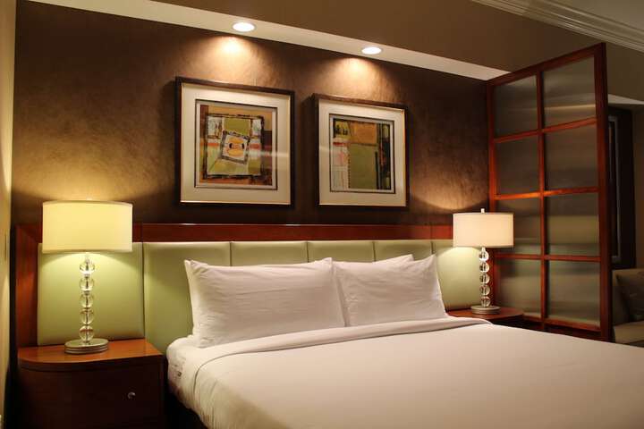 Room 17 of 72