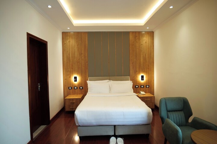 Room 17 of 73
