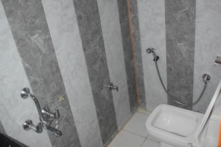 Room 14 of 70