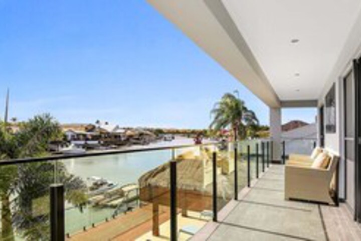 Terrace/Patio 3 of 25