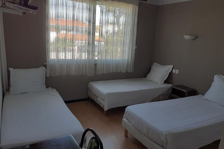 Room 8 of 35