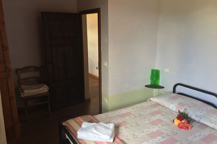Room 8 of 51