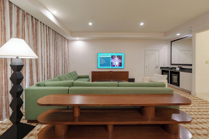 Remodeled King Suite (37 of 58)