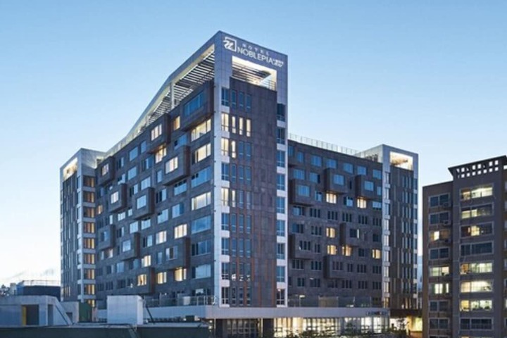 Noblepia Hotel