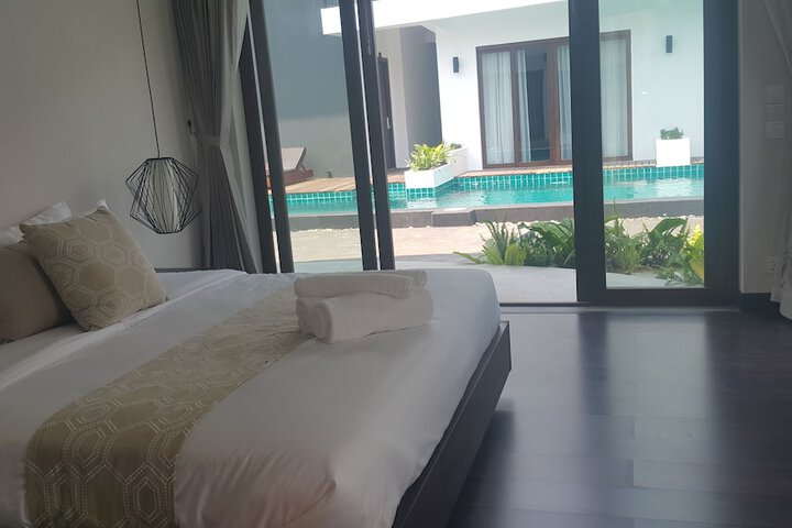 Room 42 of 104