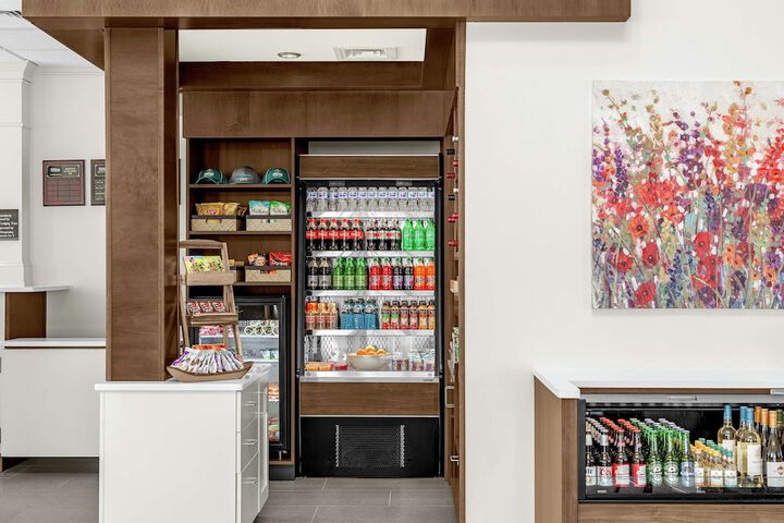 Snack bar