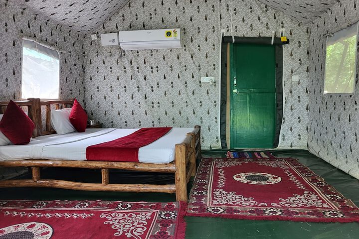 Room 7 of 33