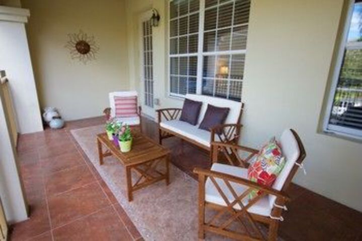 Terrace/Patio 4 of 32