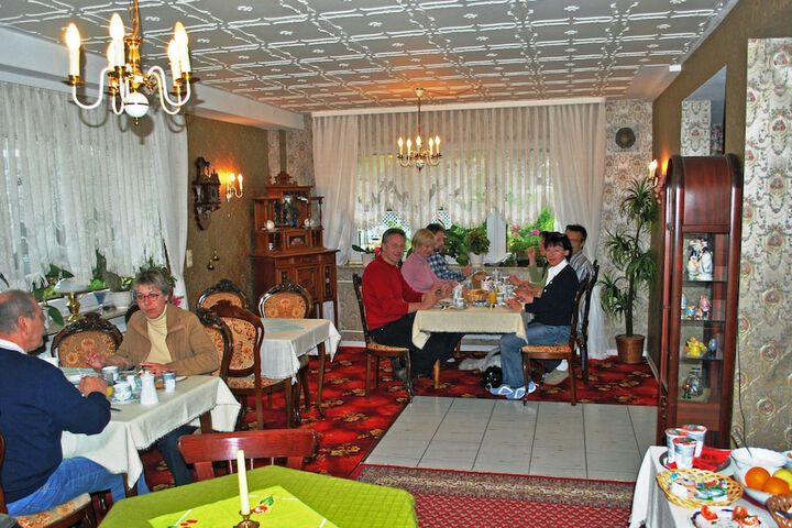 Breakfast/Coffee Service 16 of 27
