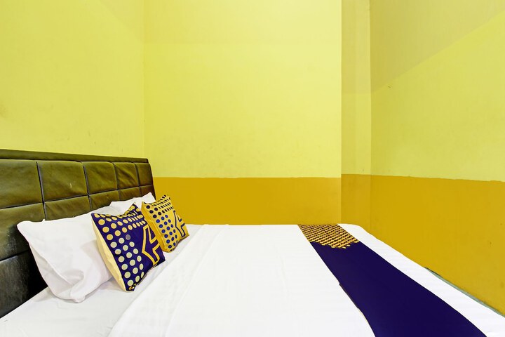Room 14 of 24