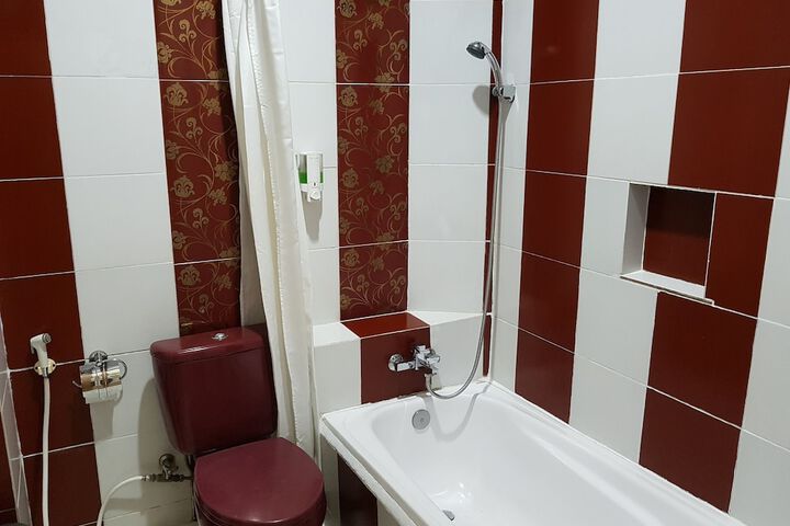 Room 13 of 26