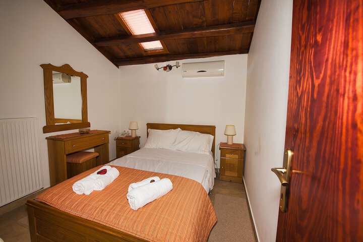 Room 36 of 49