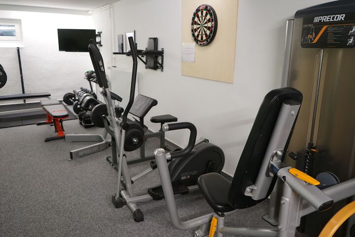 Health and Fitness 70 of 161