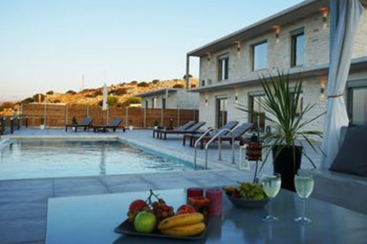 Eva Villas West & Eva Villas East