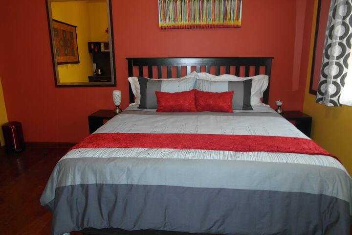 Room 3 of 47