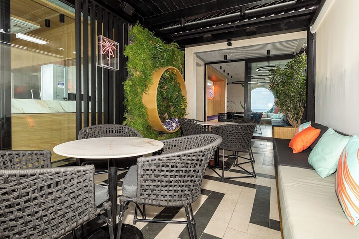 Terrace/Patio 152 of 156
