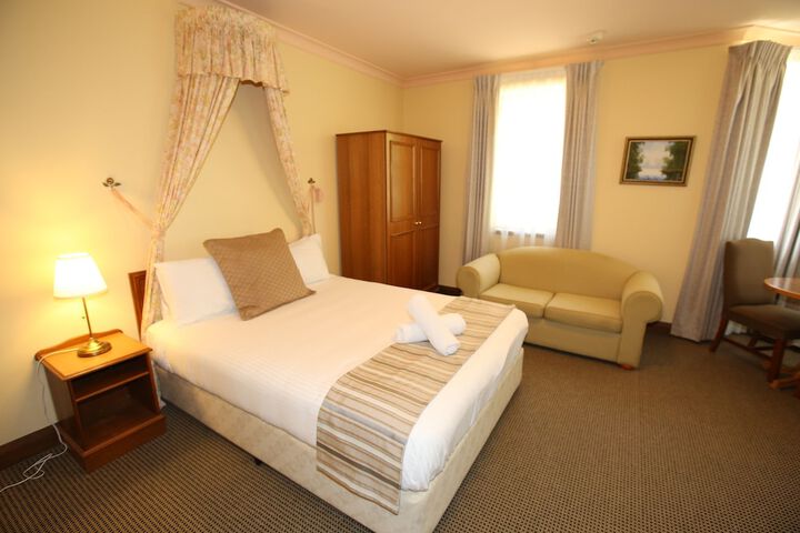 Room 18 of 63