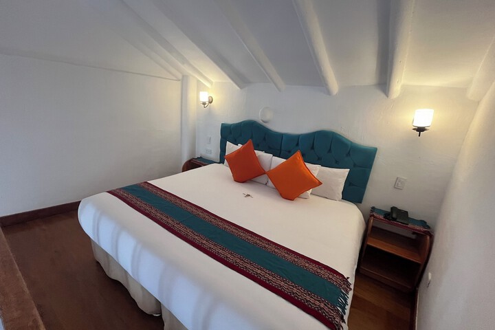 Room 34 of 71
