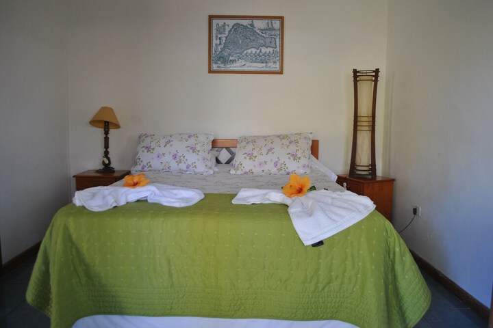 Room 5 of 78