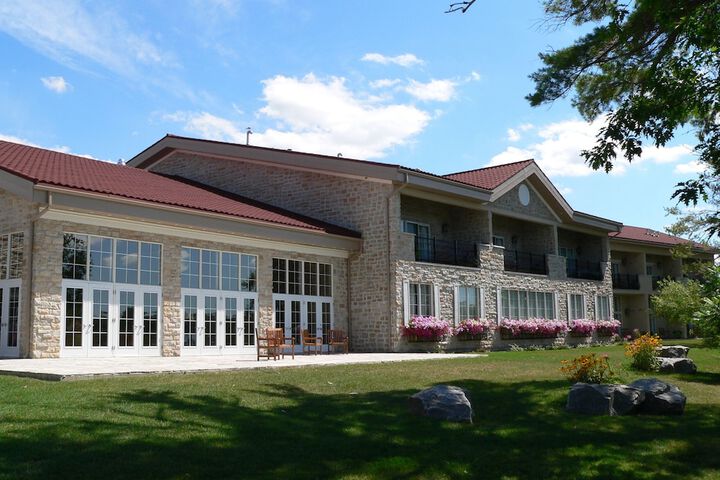 Hotel 64 of 70