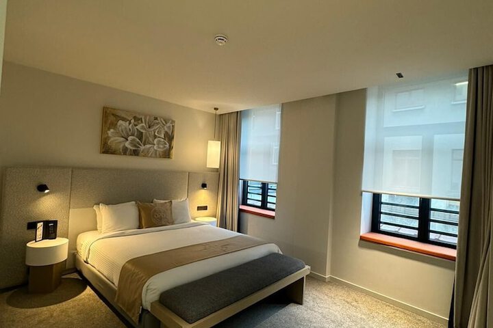 Room 35 of 105