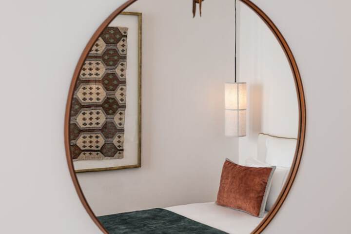Room 15 of 110