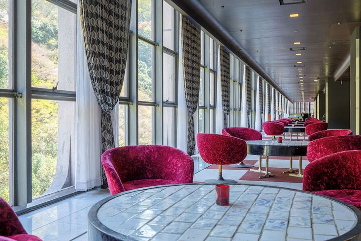 Guest Lobby