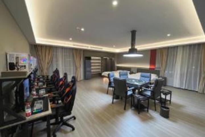 Ready Player One Esports Hotel (Jingang City Plaza Branch)
