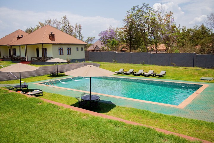 Pool 16 of 42