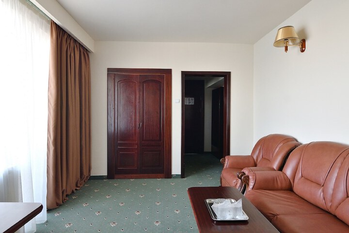 Room 26 of 58