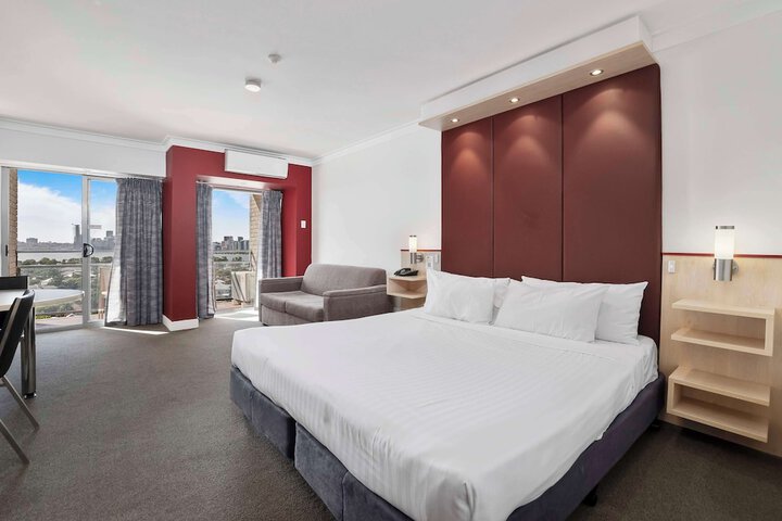 Room 21 of 73