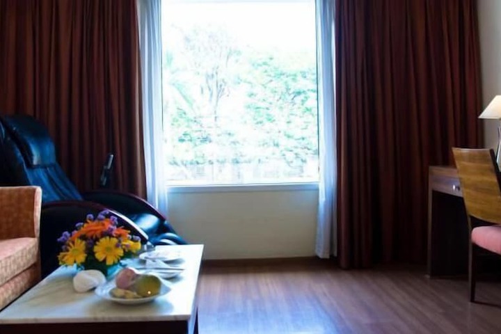 Room 14 of 32