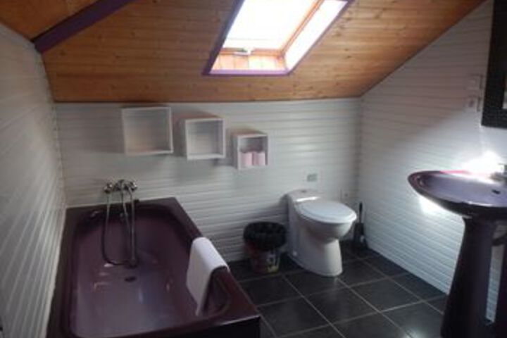 Room 3 of 13