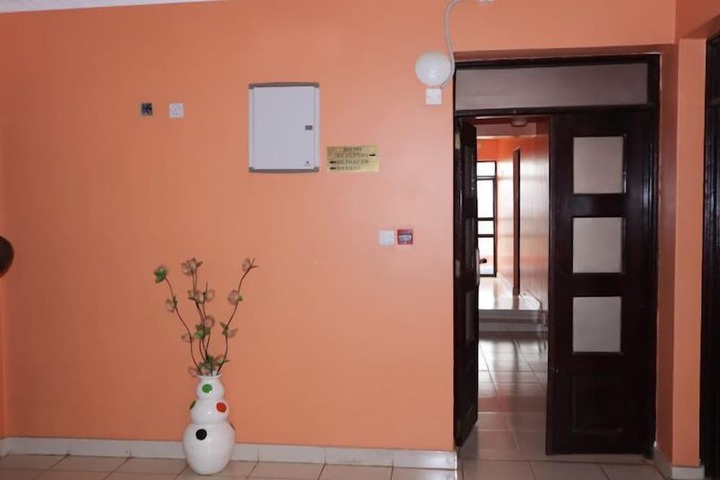 Room 16 of 30