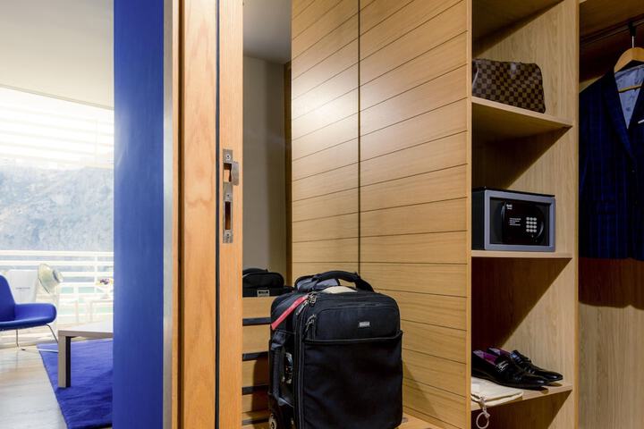 Room 37 of 124