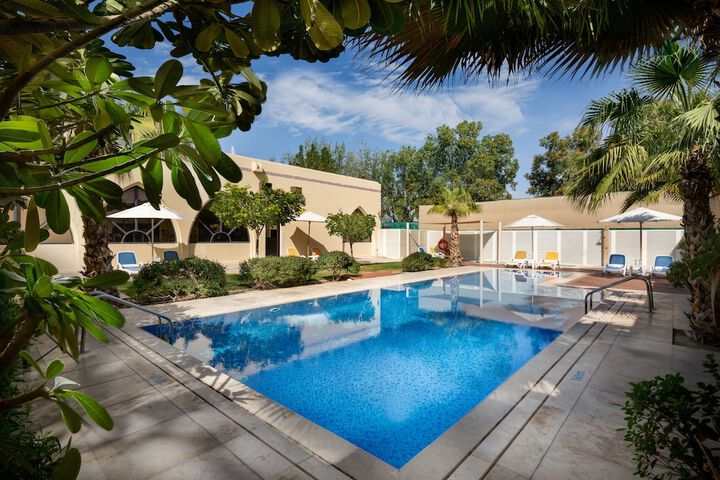 Pool 52 of 89