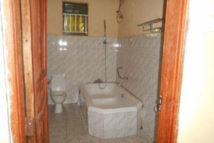 Room 3 of 22